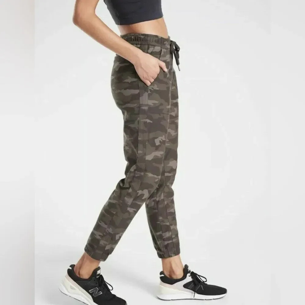 Athleta Farallon Jogger Pants in Camo